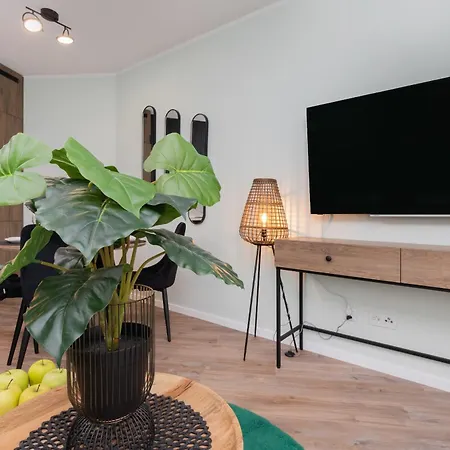 In With Free Access To The Gym And Parking By Renters グダニスク