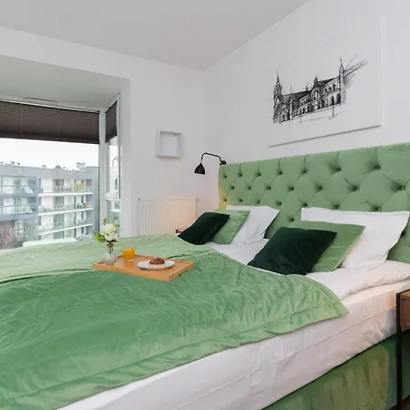In With Free Access To The Gym And Parking By Renters グダニスク